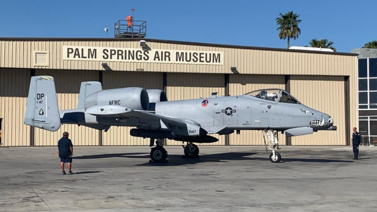 A-10 Thunderbolt II - Warbird Wednesday Episode #105, warthog, fought against Iraq, USA airfare, palm springs air museum